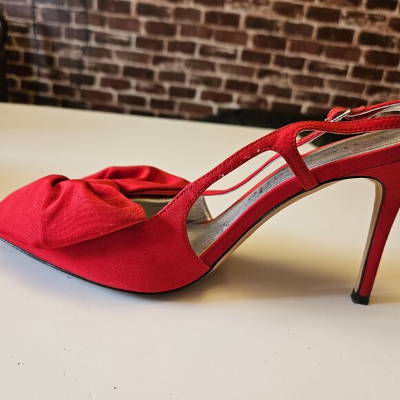 Kate Spade New York Slingback Pointed Toe Pump In Cherry Rouge Size 8B - Picture 10 of 16